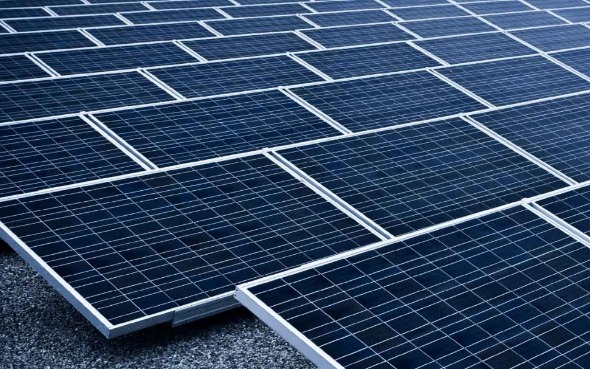 Over het veilig werken op daken met zonnepanelen 